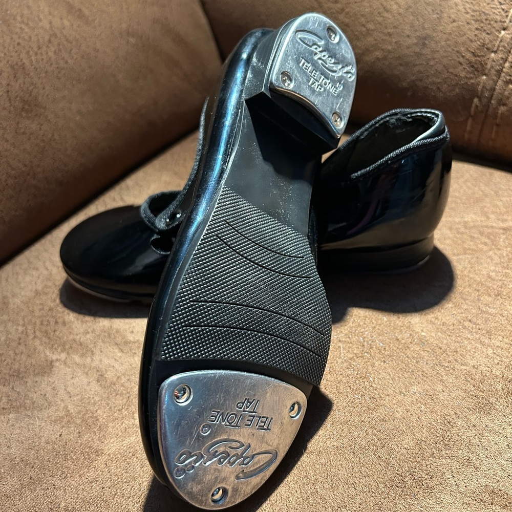 Kids Tap Dance Shoes - Capezio Tele Tone, size 13.5 (SH02)